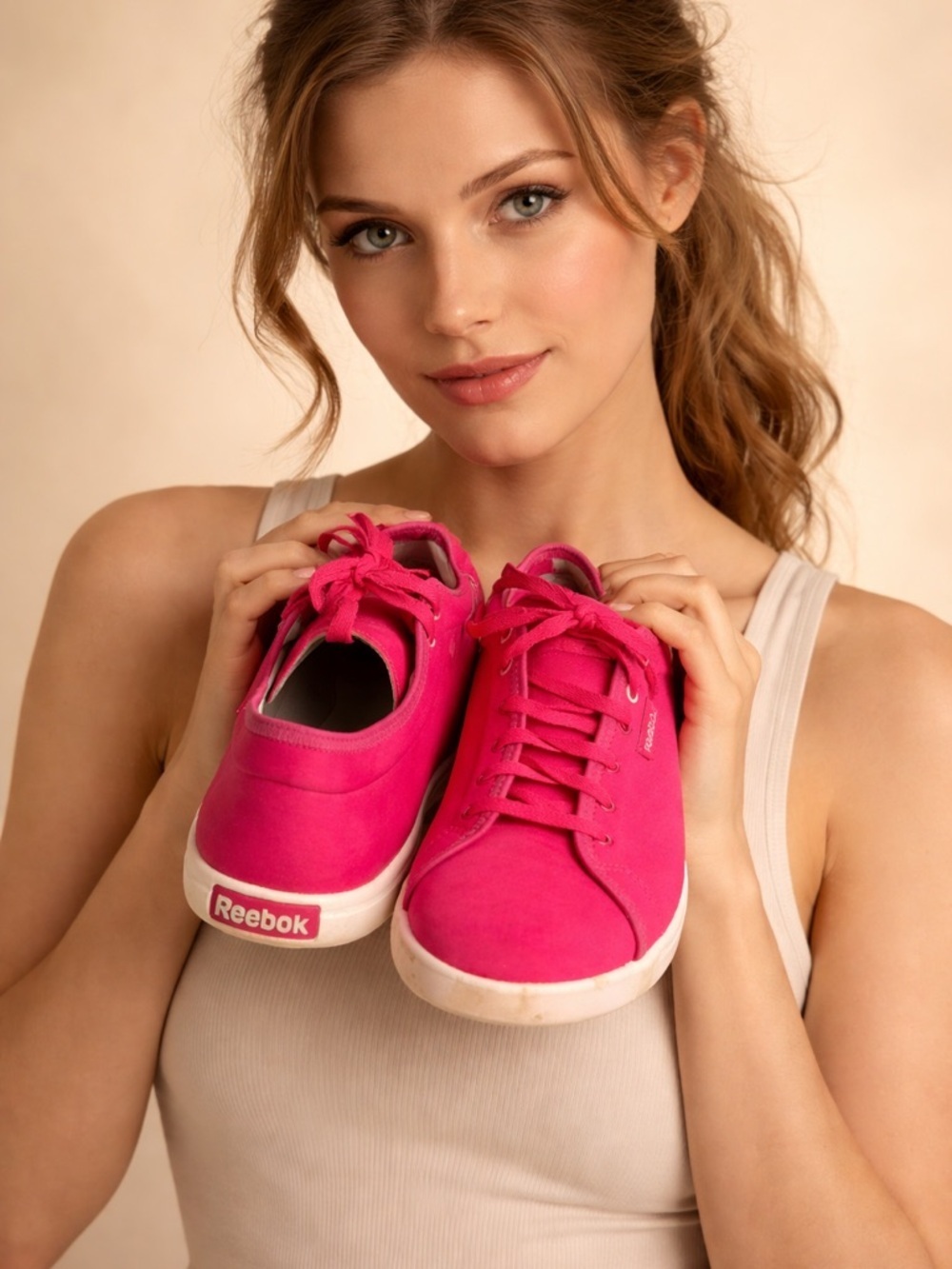 Reebok Classic Bright Pink Sneakers Women’s Size 6 Athletic Casual Shoes